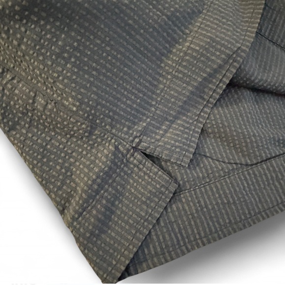 L.L. Bean Gray and Black Lightweight Shirt Jacket - Picture 5 of 7